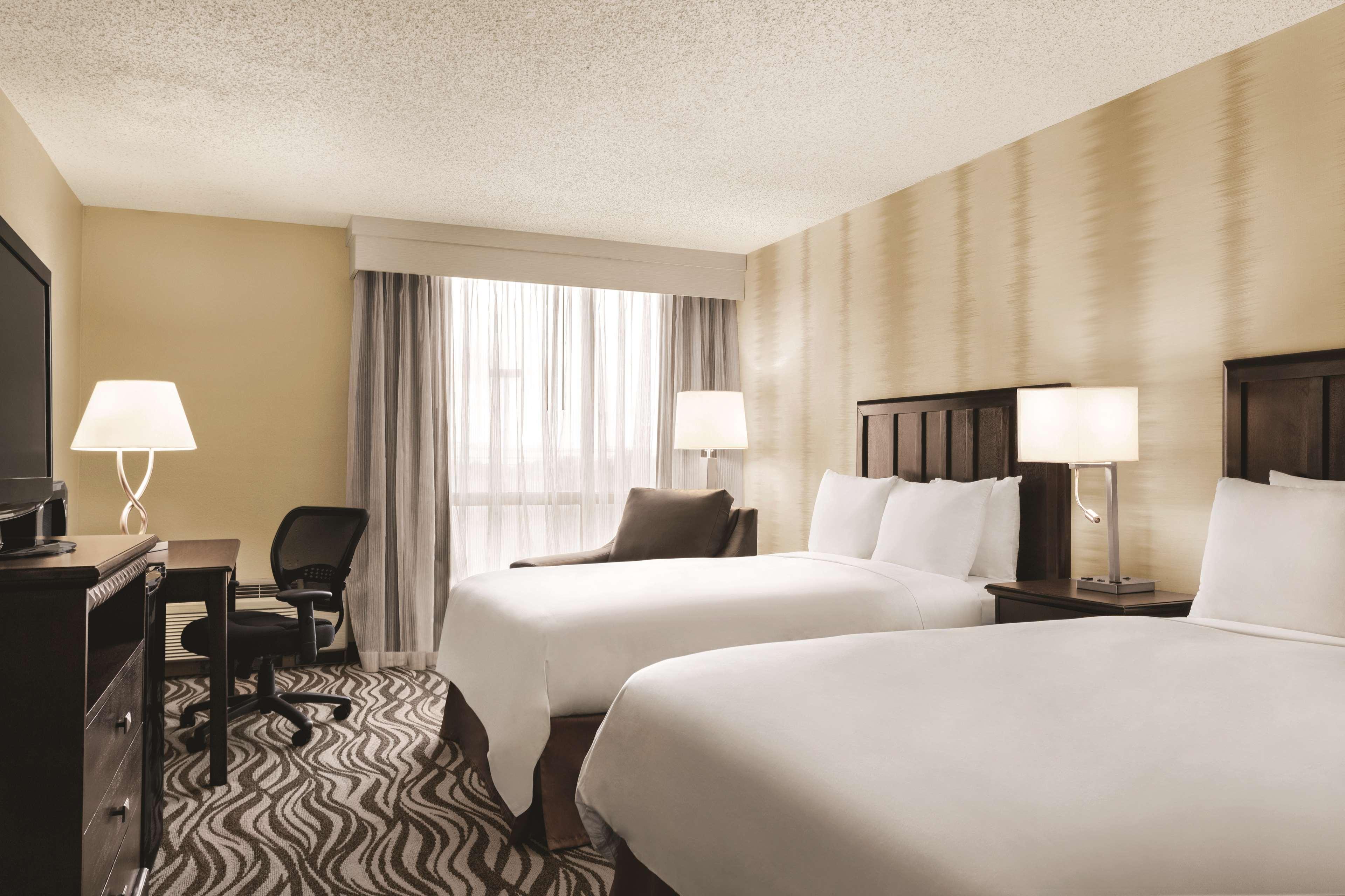 Radisson Hotel Fort Worth North-Fossil Creek Exterior photo